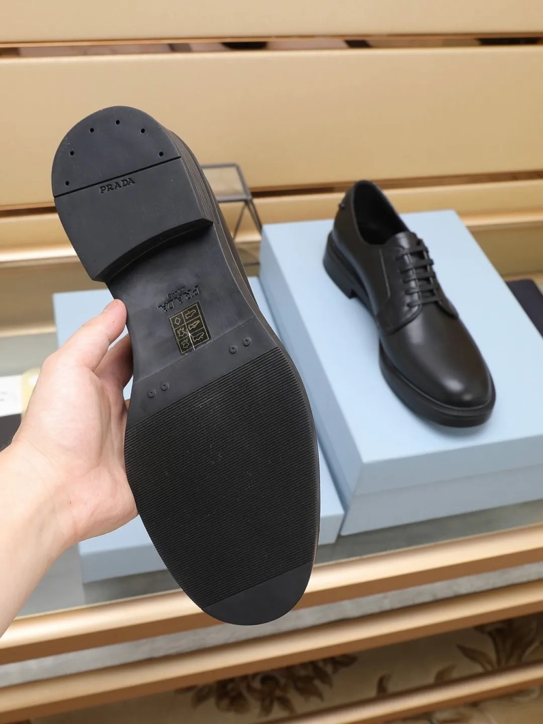 P640💰🔥《PRADA》👏Latest • High-end top brand luxury ~ purchasing agency, top quality. New fashionable business men's shoes🔜The uppers are made of original open-edge beaded cowhide➕cowhide·lining, with fine workmanship. The original stylish and soft combination wear-resistant and non-slip outsole is light and comfortable on the feet. The real thing looks better in real life. Size: 38/45